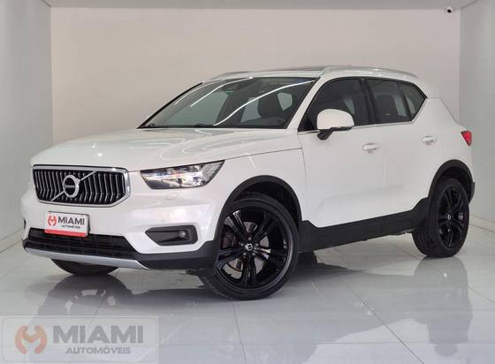 VOLVO XC40 2.0 T4 GASOLINA INSCRIPTION GEARTRONIC